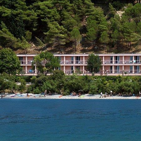 Brzet Hotel Omiš Екстериор снимка