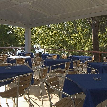 Brzet Hotel Omiš Екстериор снимка